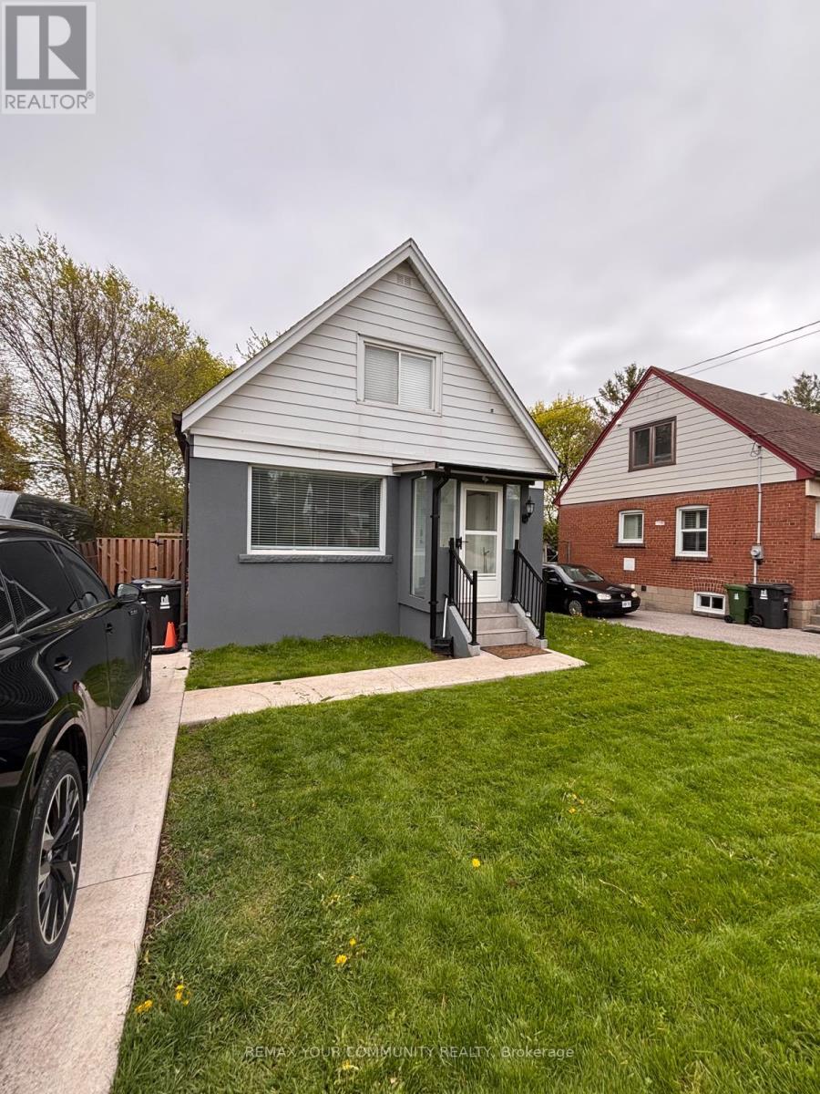Detached at 43 SOUTHMEAD ROAD, Toronto (Clairlea-Birchmount)