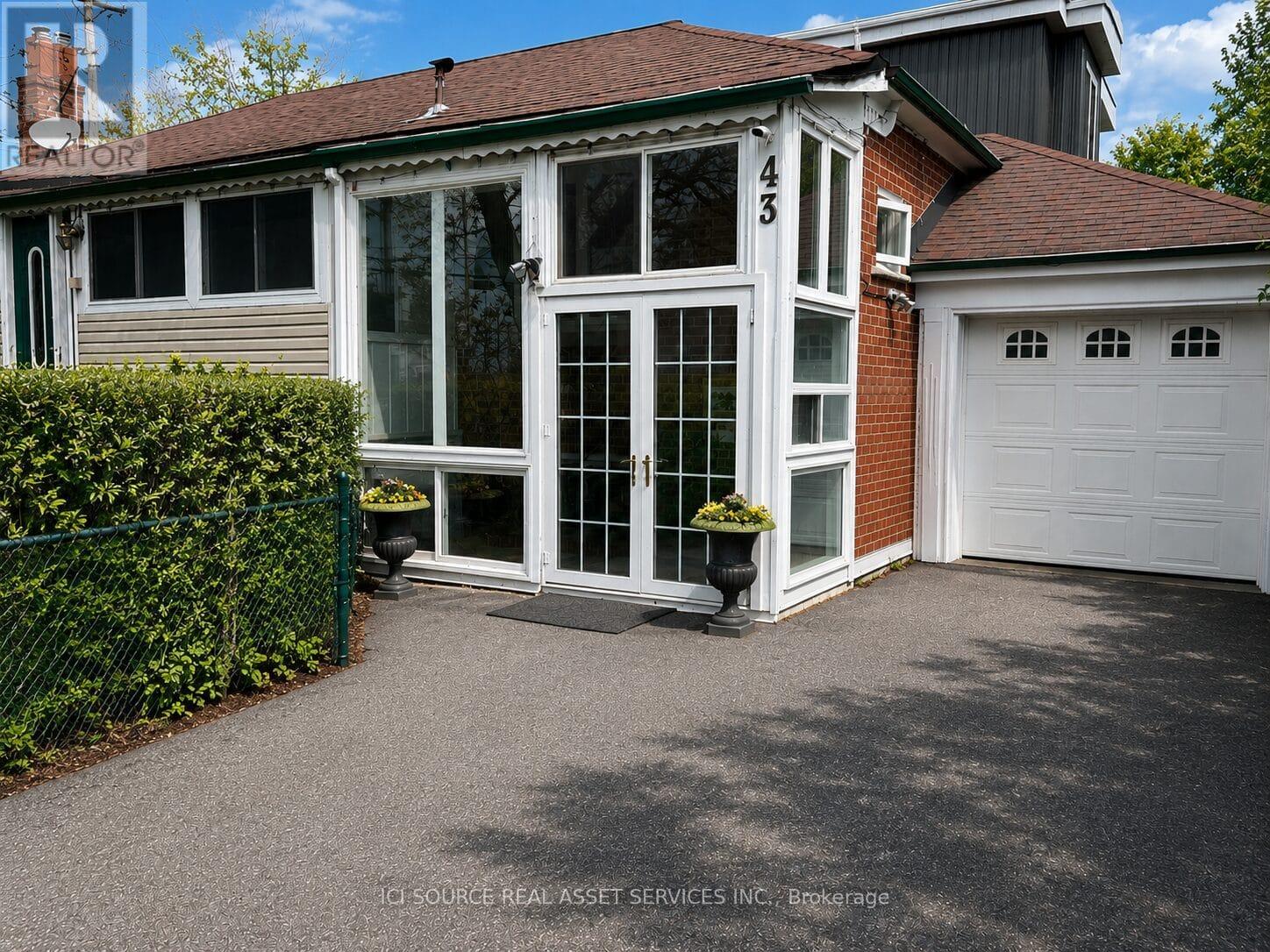 Detached at 43 RIDGEMOOR AVENUE, Toronto (Birchcliffe-Cliffside)