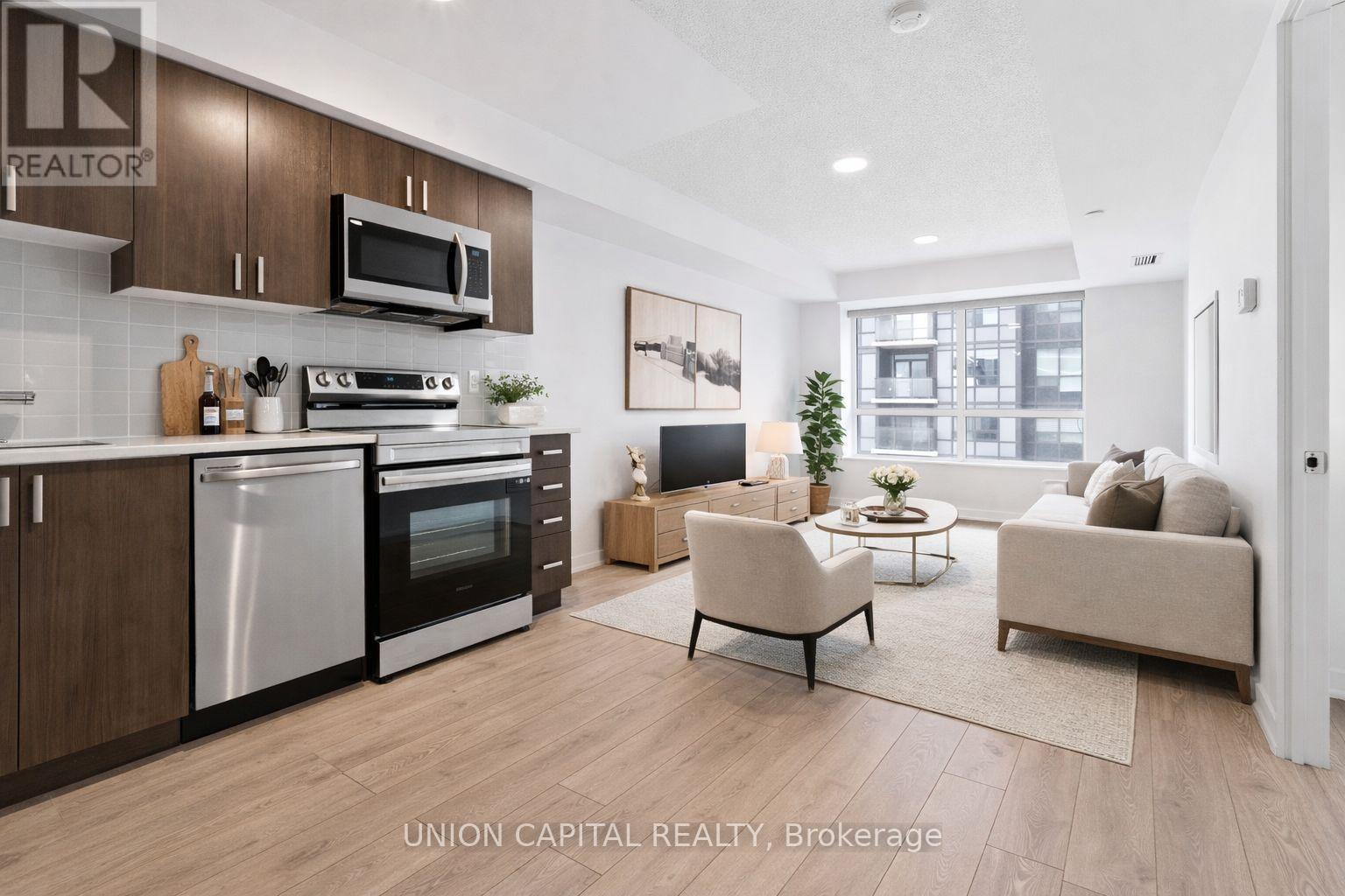 Apartment at 1403 - 1455 CELEBRATION DRIVE, Pickering (Bay Ridges)
