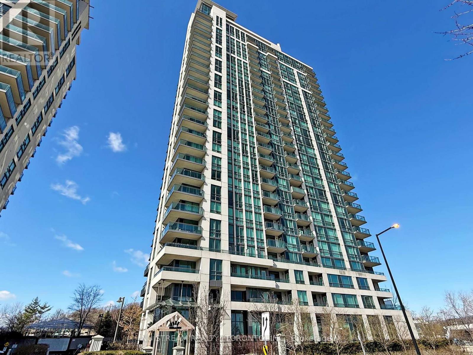 Apartment at 703 - 88 GRANGEWAY AVENUE, Toronto (Woburn)