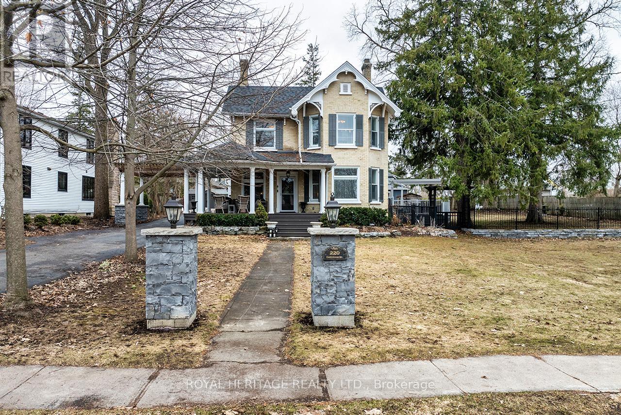 Detached at 220 COCHRANE STREET, Scugog (Port Perry)