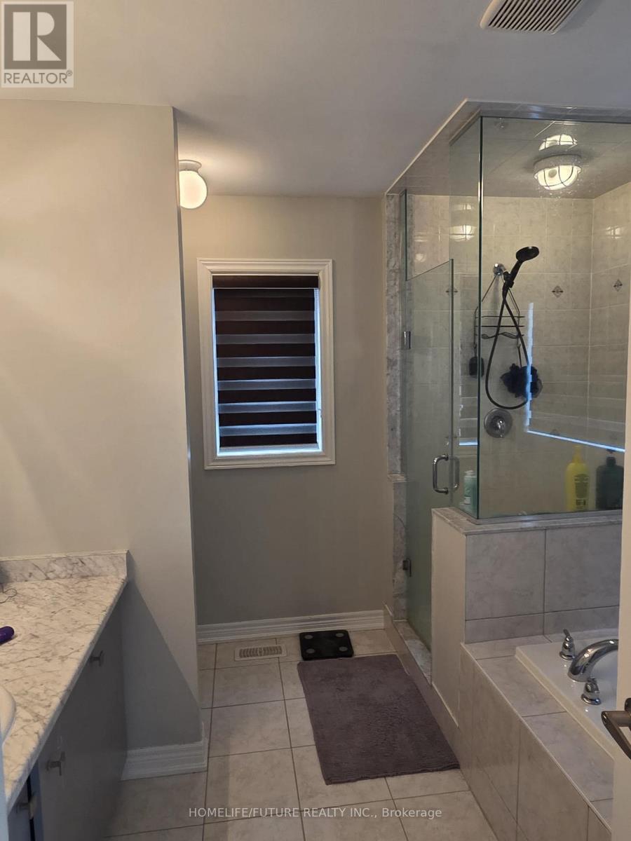 Detached at 44 BRUCE CAMERON DRIVE, Clarington