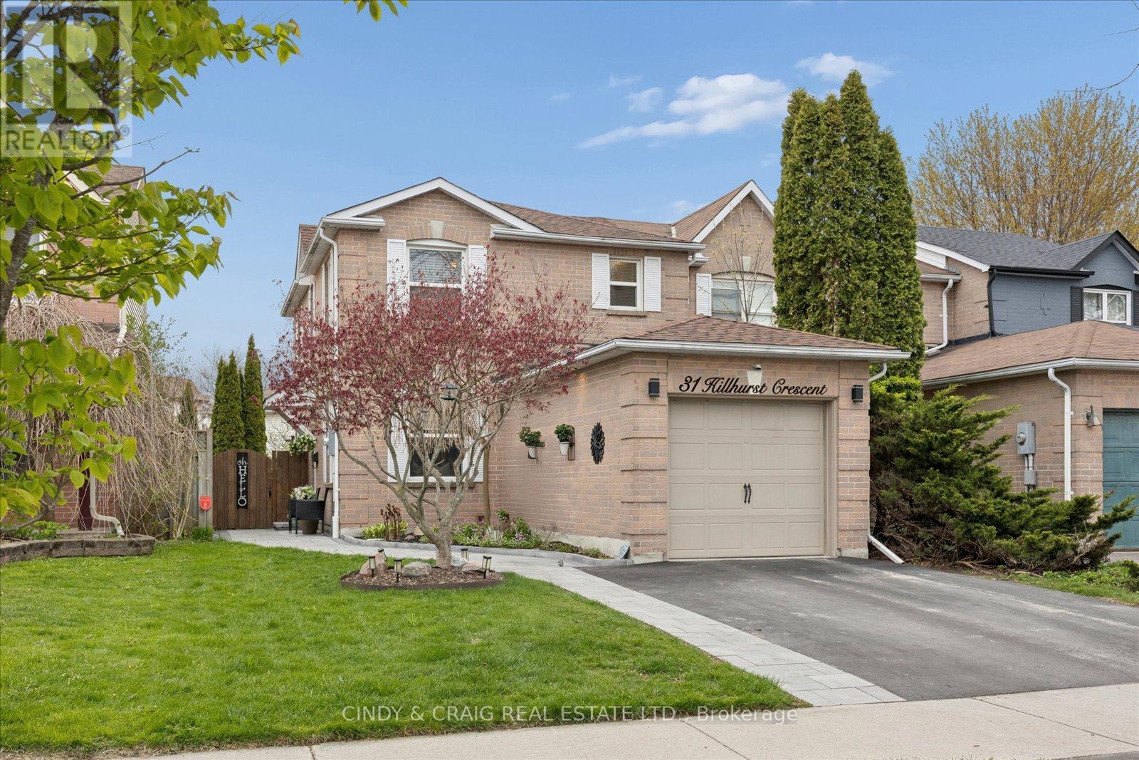 Townhouse at 31 HILLHURST CRESCENT, Clarington (Courtice)