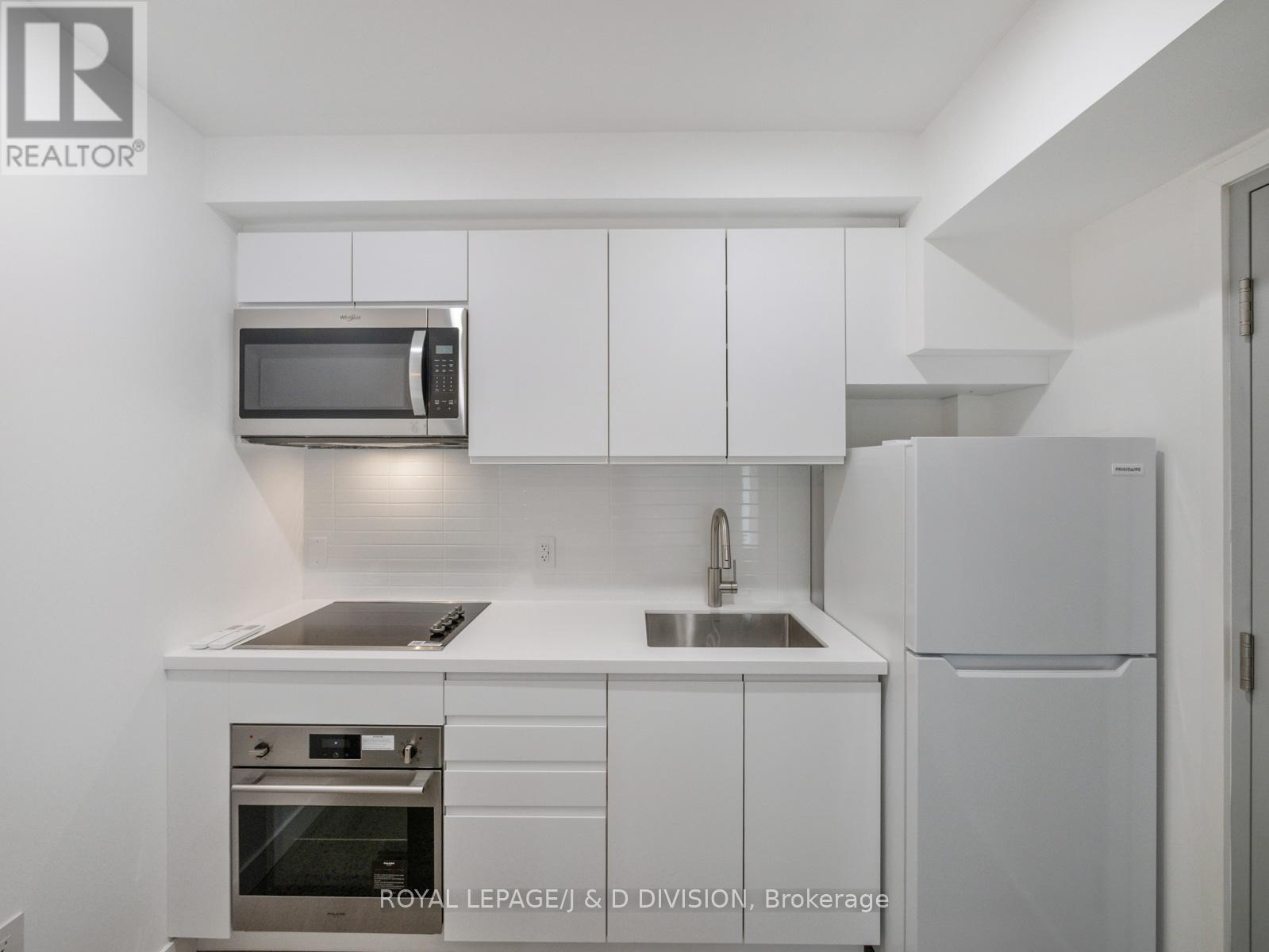Apartment at G3 - 325 SAMMON AVENUE, Toronto