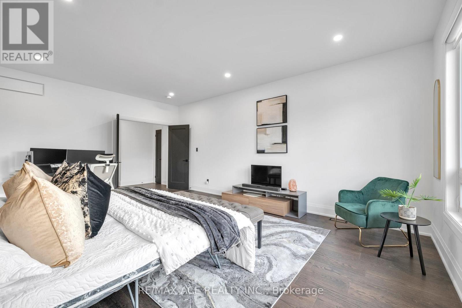 Detached at 19 BURCHER ROAD, Ajax