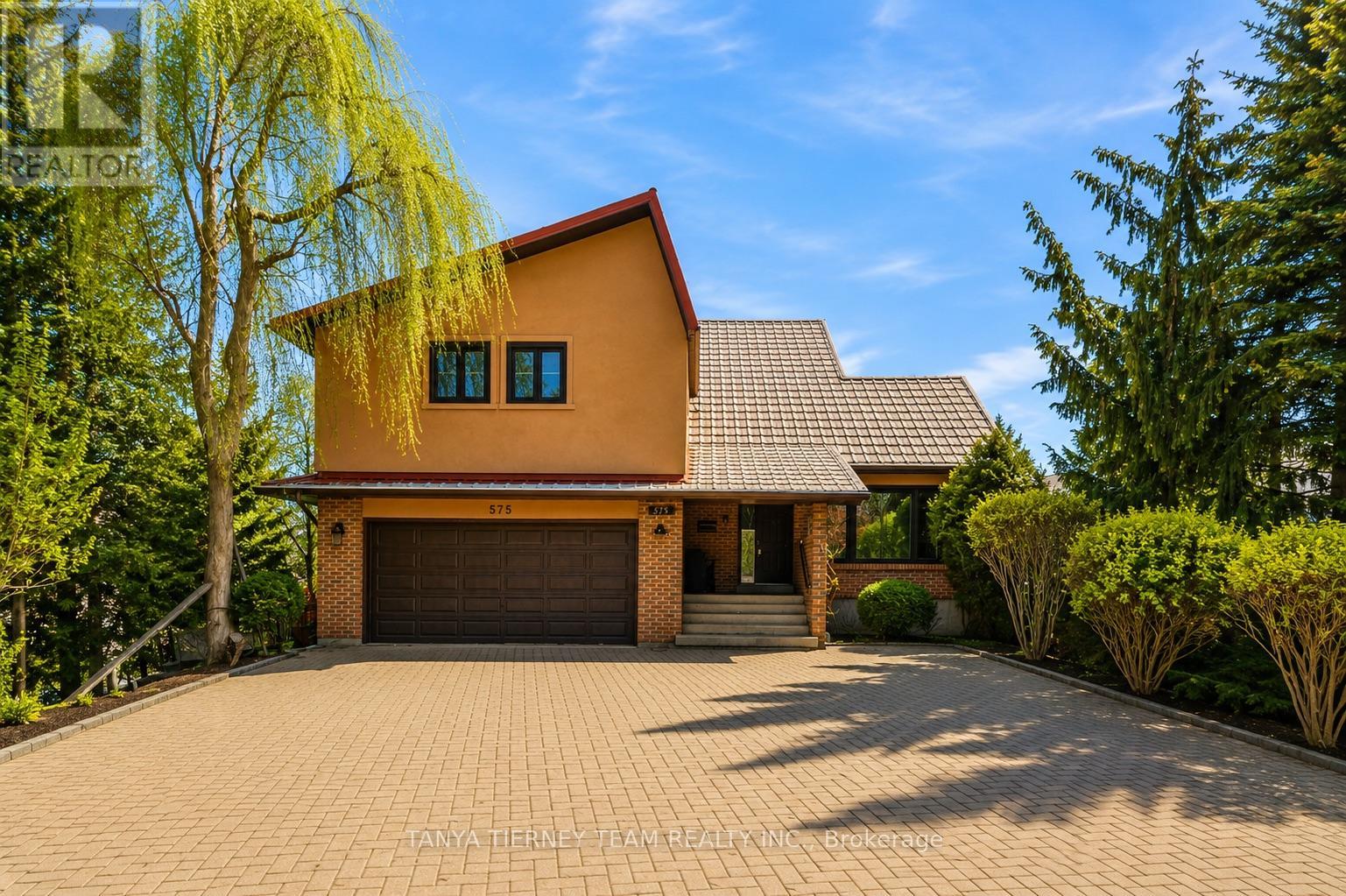 Detached at 575 PARK CRESCENT, Pickering (West Shore)