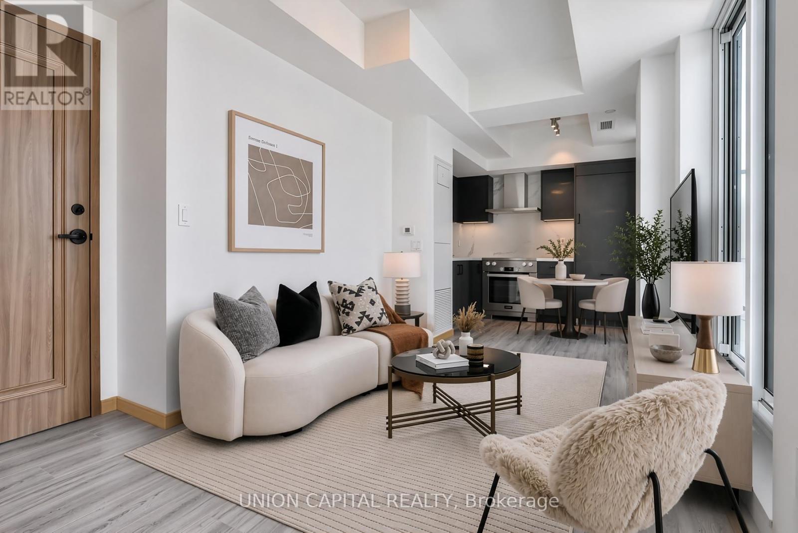 Apartment at B-LPH08 - 3429 SHEPPARD AVENUE E, Toronto (Tam O'Shanter-Sullivan)