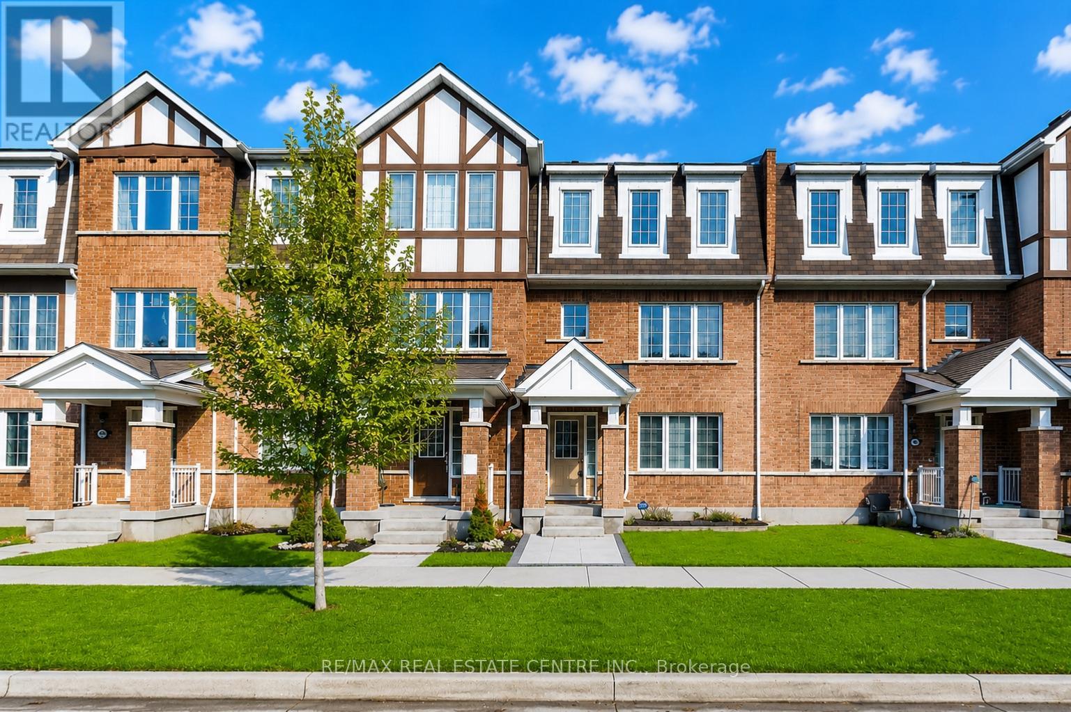 Townhouse at 32 BLUEGILL CRESCENT, Whitby (Lynde Creek)