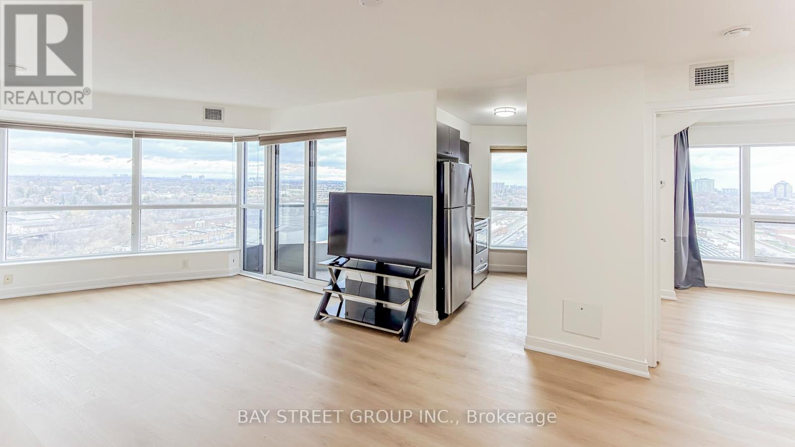Apartment at 1508 - 151 VILLAGE GREEN SQUARE, Toronto (Agincourt South-Malvern West)