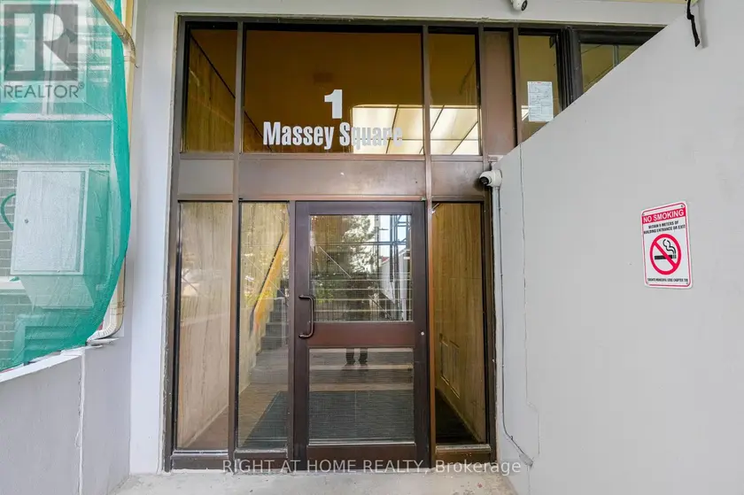 Apartment at 2203 - 1 MASSEY SQUARE, Toronto (Crescent Town)