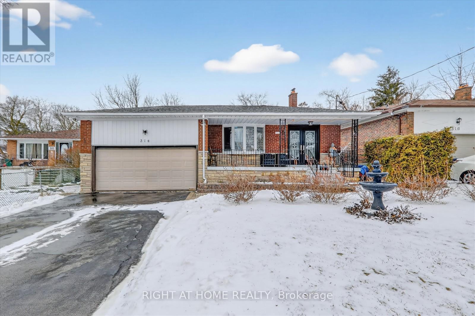 Detached at 314 MORRISH ROAD S, Toronto (Highland Creek)
