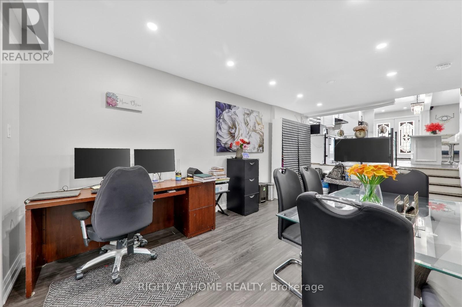 Detached at 314 MORRISH ROAD S, Toronto