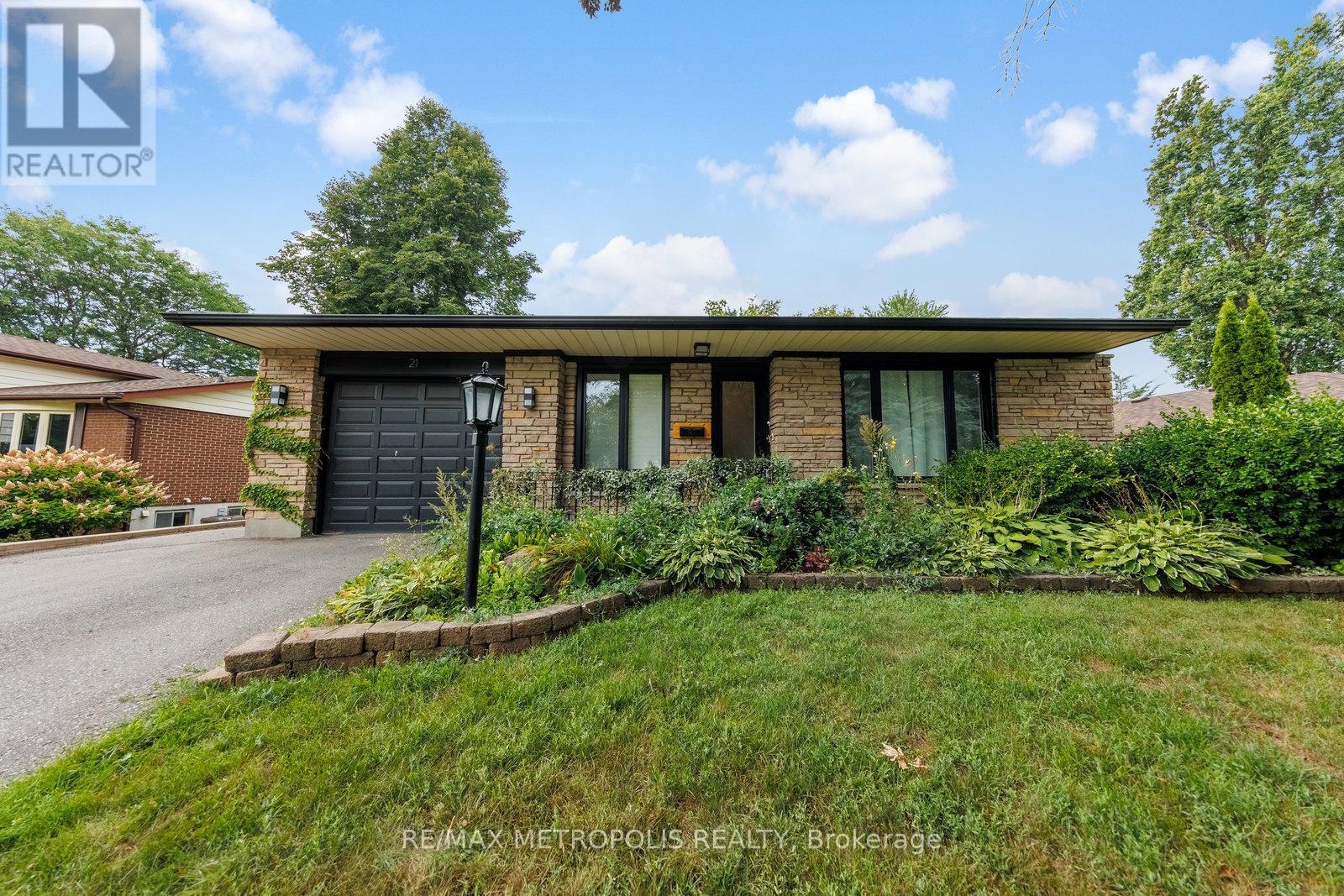 Detached at BASEMENT - 21 HILLS ROAD, Ajax (South East)
