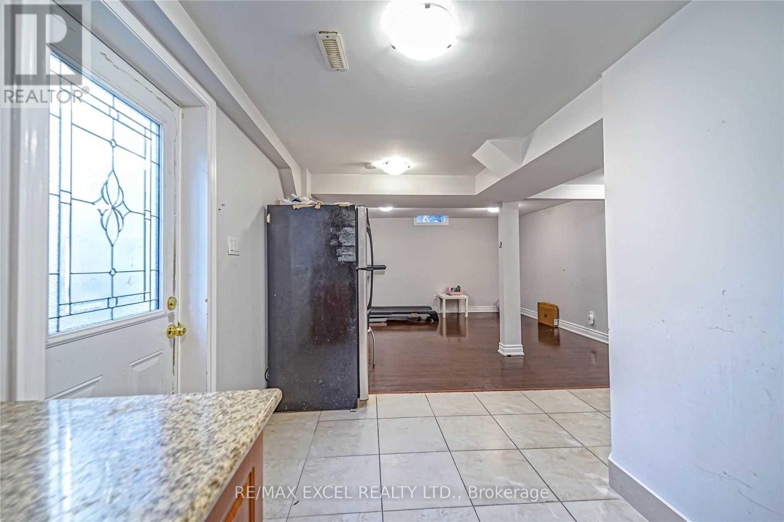 Detached at BSMT - 47 WHITELEAF CRESCENT, Toronto