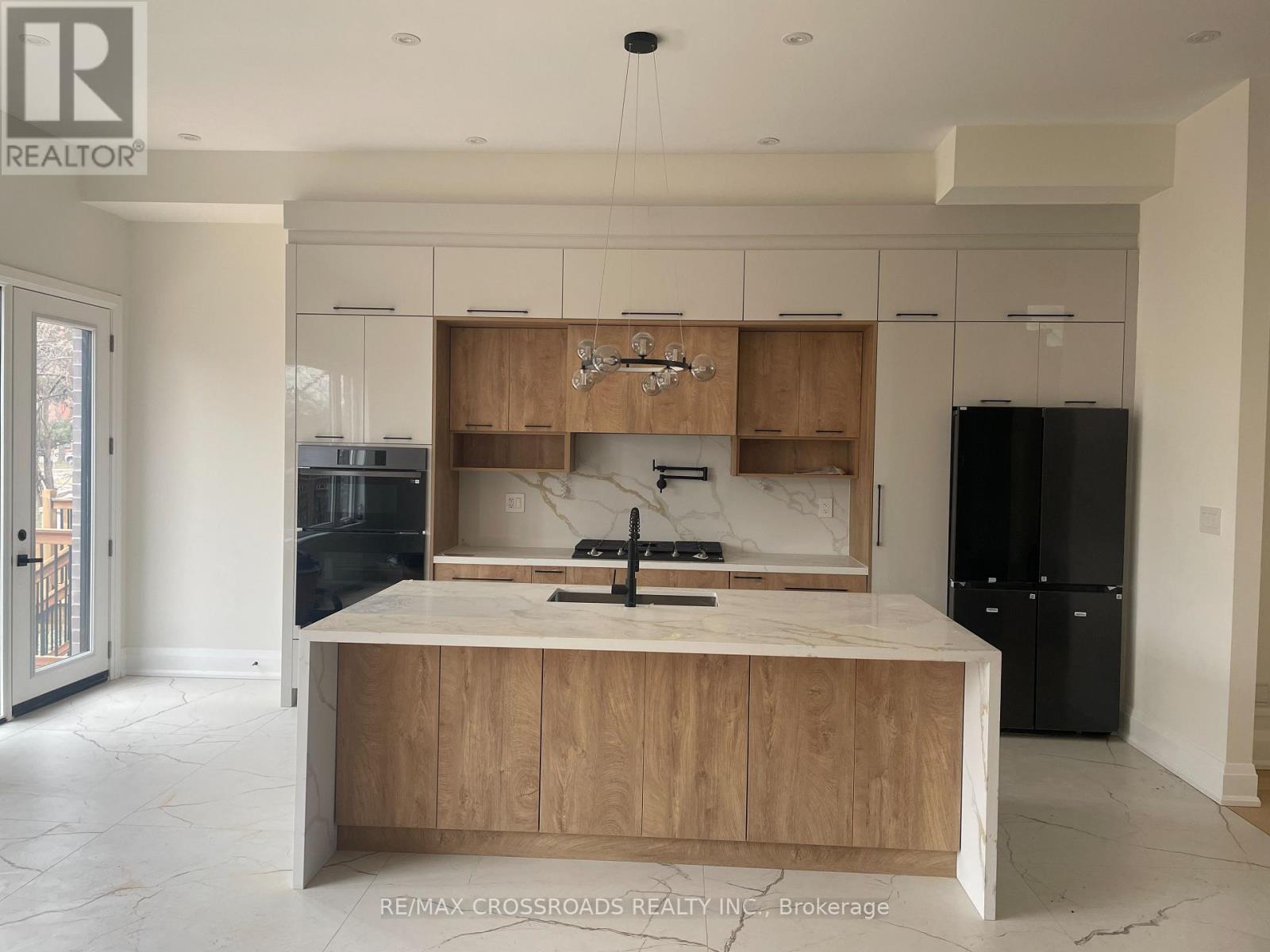 Detached at 790 B MIDLAND AVENUE, Toronto