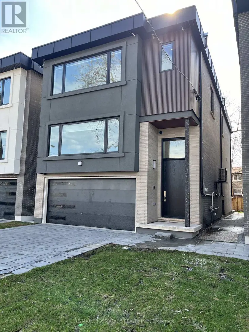 Detached at 790 B MIDLAND AVENUE, Toronto