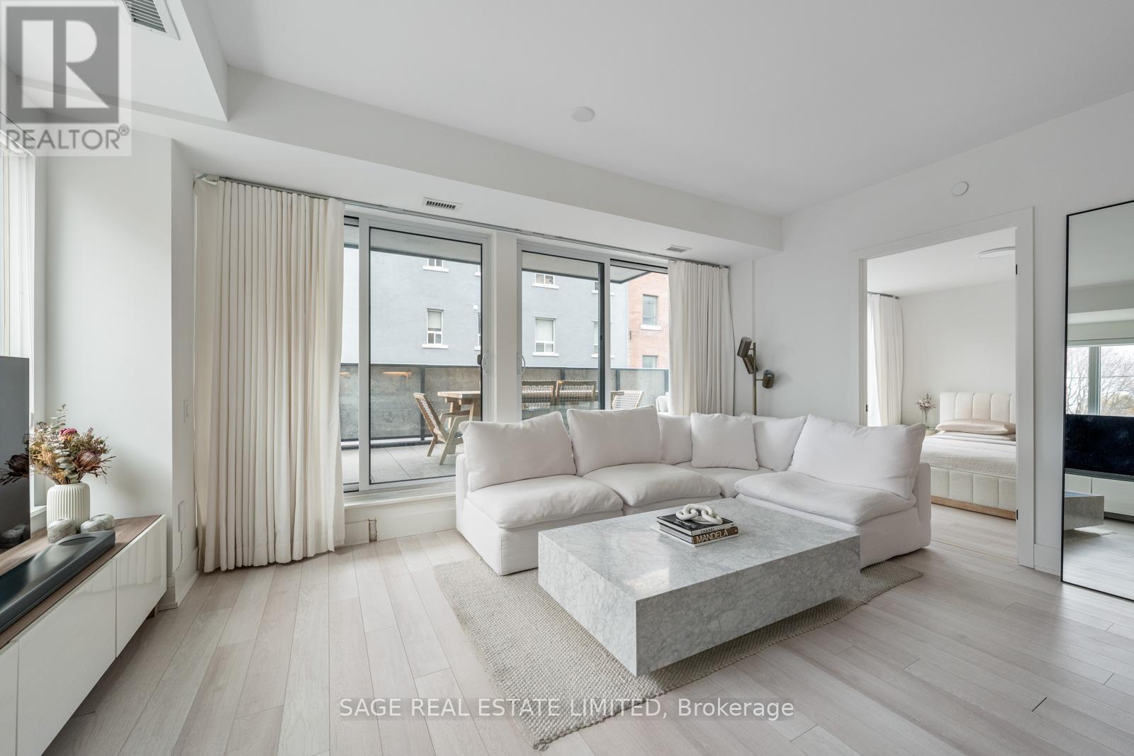 Apartment at 206 - 1888 QUEEN STREET E, Toronto (The Beaches)