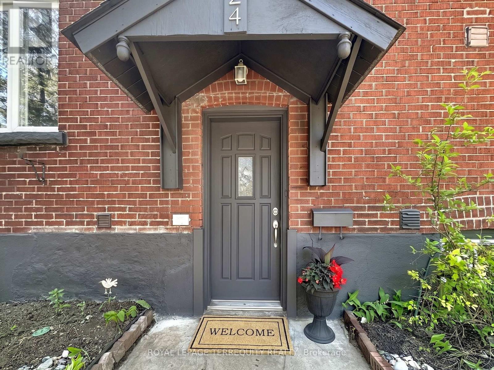 Detached at 57 QUEENSDALE AVENUE, Toronto (Danforth Village-East York)