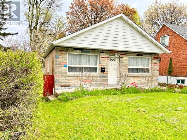 Detached at 2567 KINGSTON ROAD, Toronto (Cliffcrest)