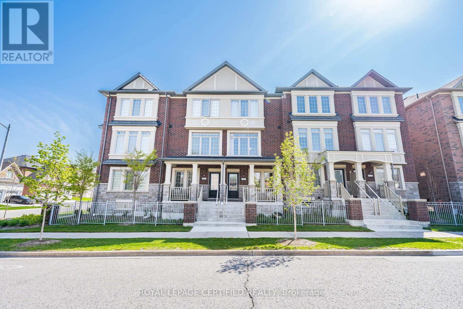 Townhouse at 529 OLD HARWOOD AVENUE, Ajax (Central)