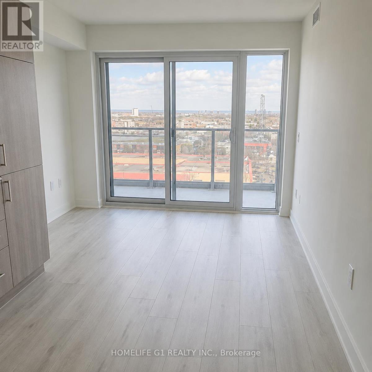 Apartment at 1004 - 1010 SANDY BEACH ROAD, Pickering (Bay Ridges)