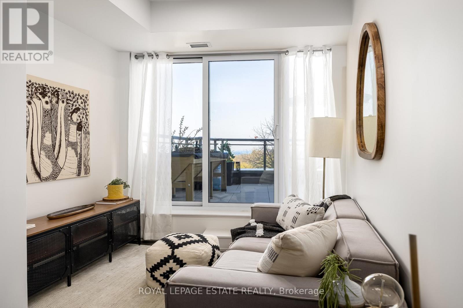 Apartment at 611 - 90 GLEN EVEREST ROAD, Toronto (Birchcliffe-Cliffside)