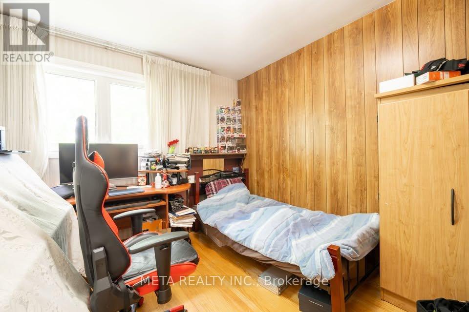 Detached at 79 CHESTERMERE BOULEVARD, Toronto