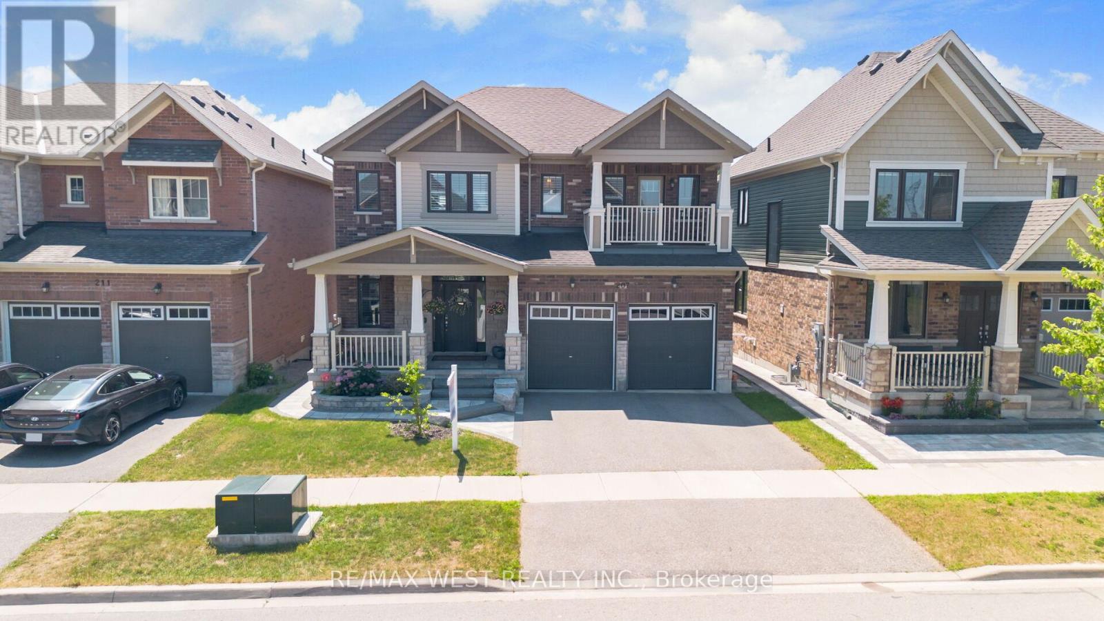 Detached at 207 SYMINGTON AVENUE, Oshawa (Windfields)