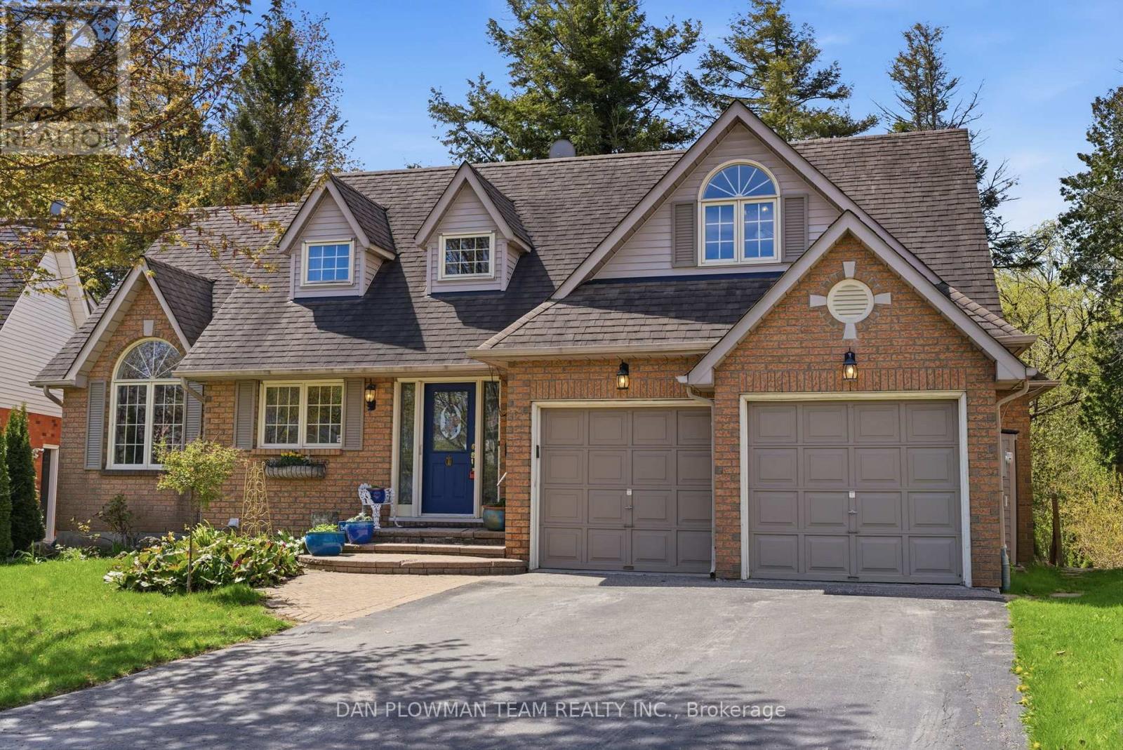 Detached at 10 BARRINGTON PLACE, Clarington (Courtice)