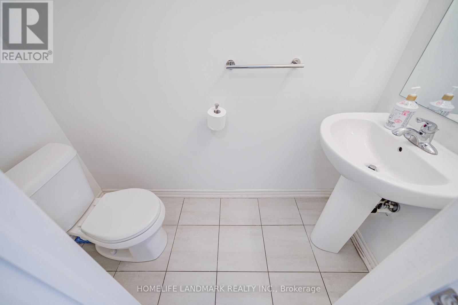 Townhouse at 2576 LADYFERN CROSSING, Pickering