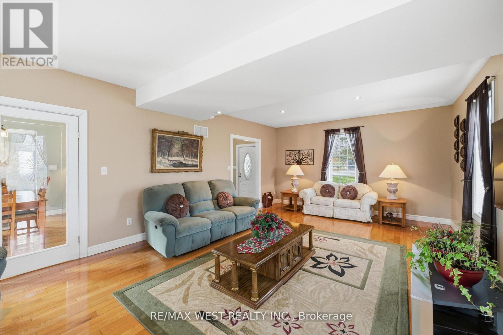 Detached at 4 CORYELL STREET, Scugog