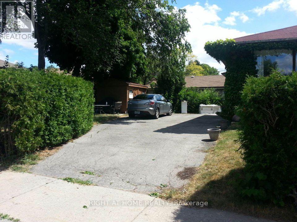 Detached at 1 MOZART AVENUE, Toronto (Ionview)