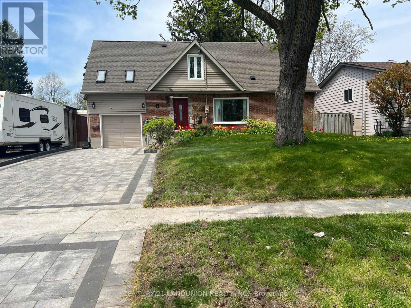 Detached at 34 GRASSMERE COURT, Oshawa (Lakeview)
