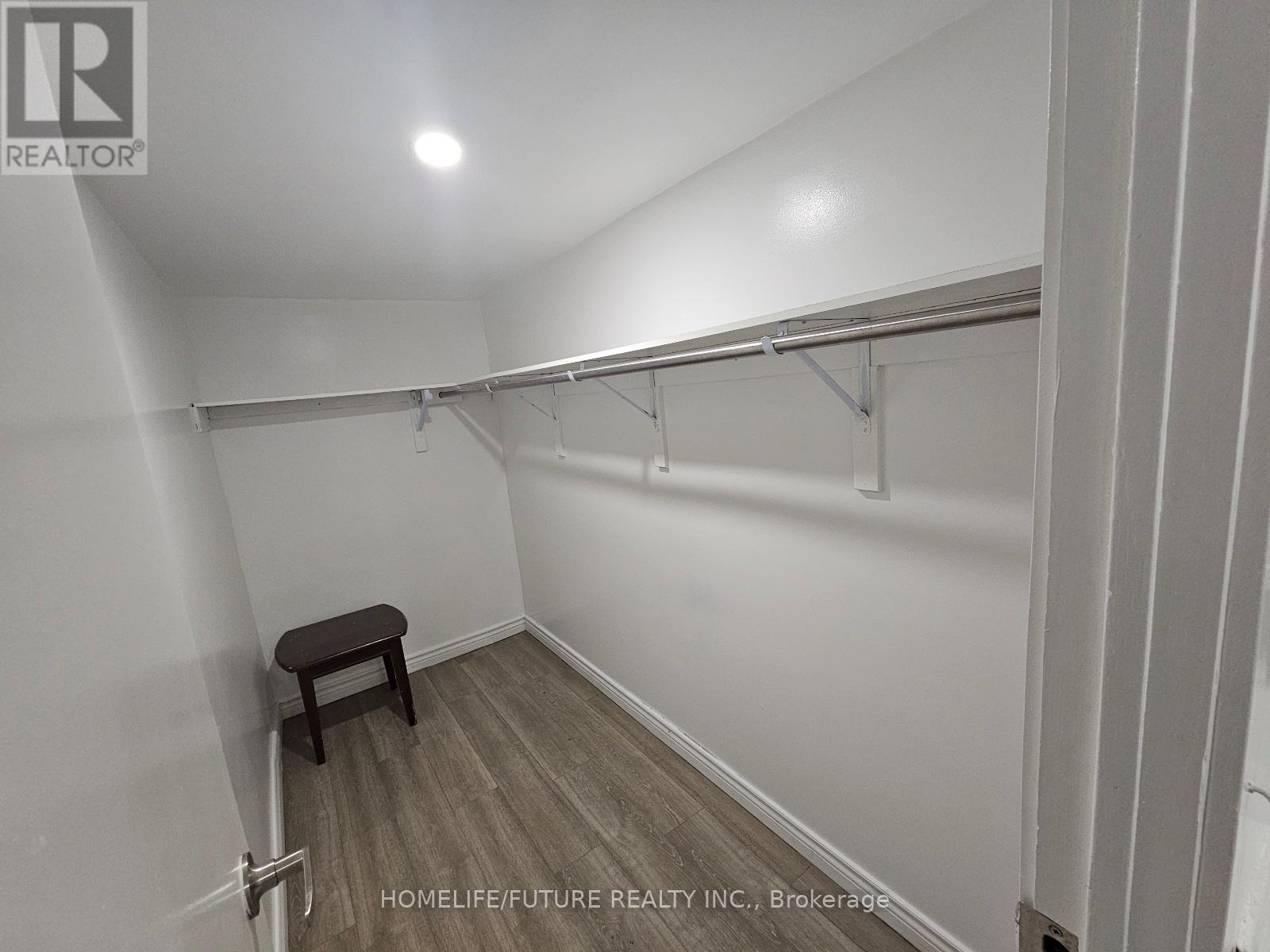 Detached at BSMT - 76 KEYWORTH TRAIL, Toronto