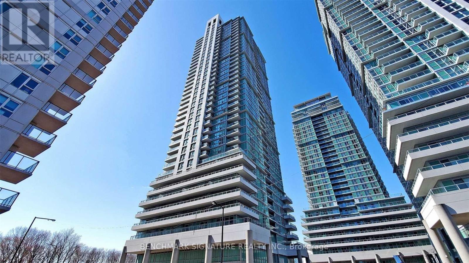 Apartment at 1909 - 50 TOWN CENTRE COURT, Toronto (Bendale)