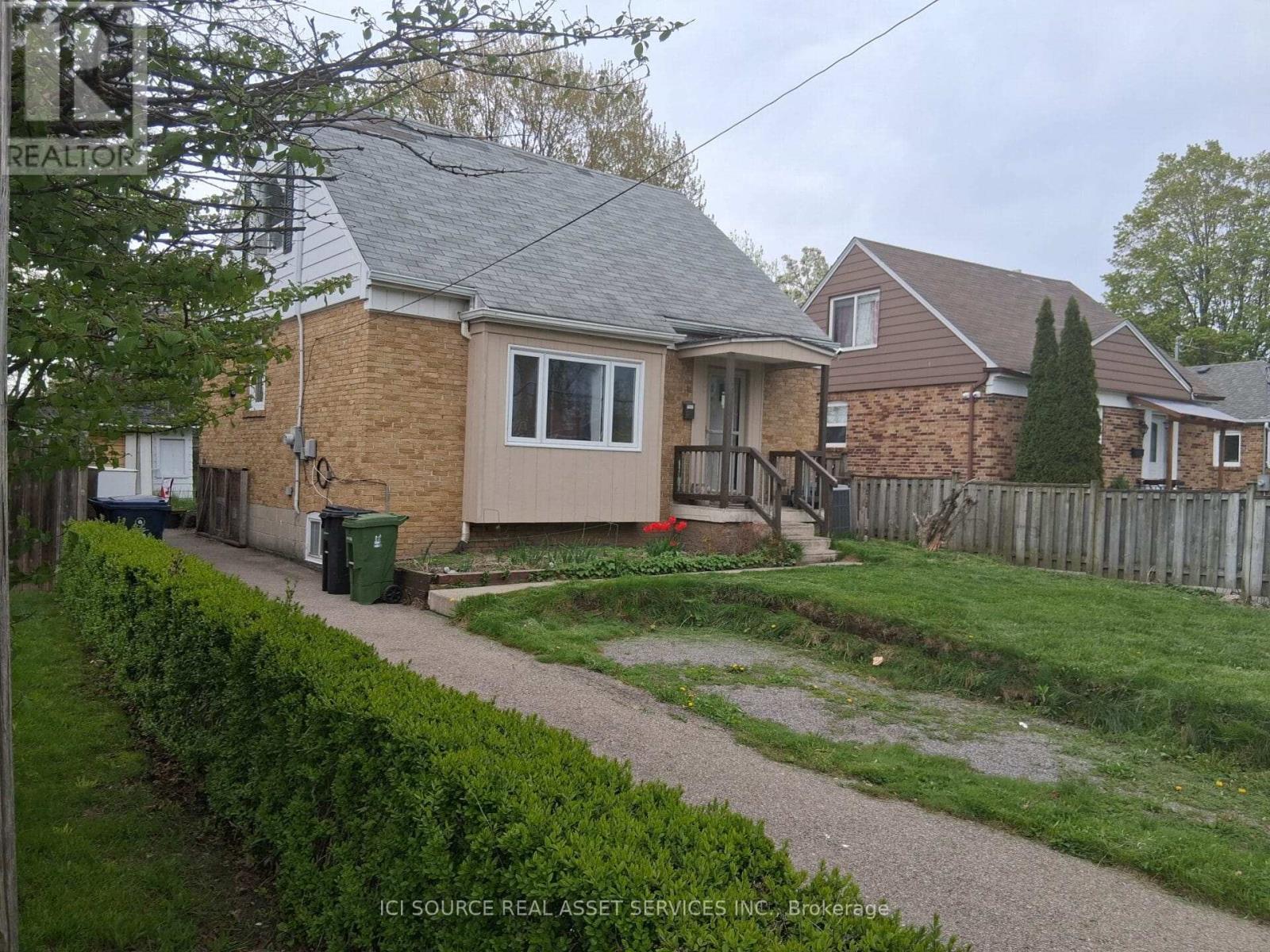 Detached at 11 ELLINGTON DRIVE, Toronto (Wexford-Maryvale)