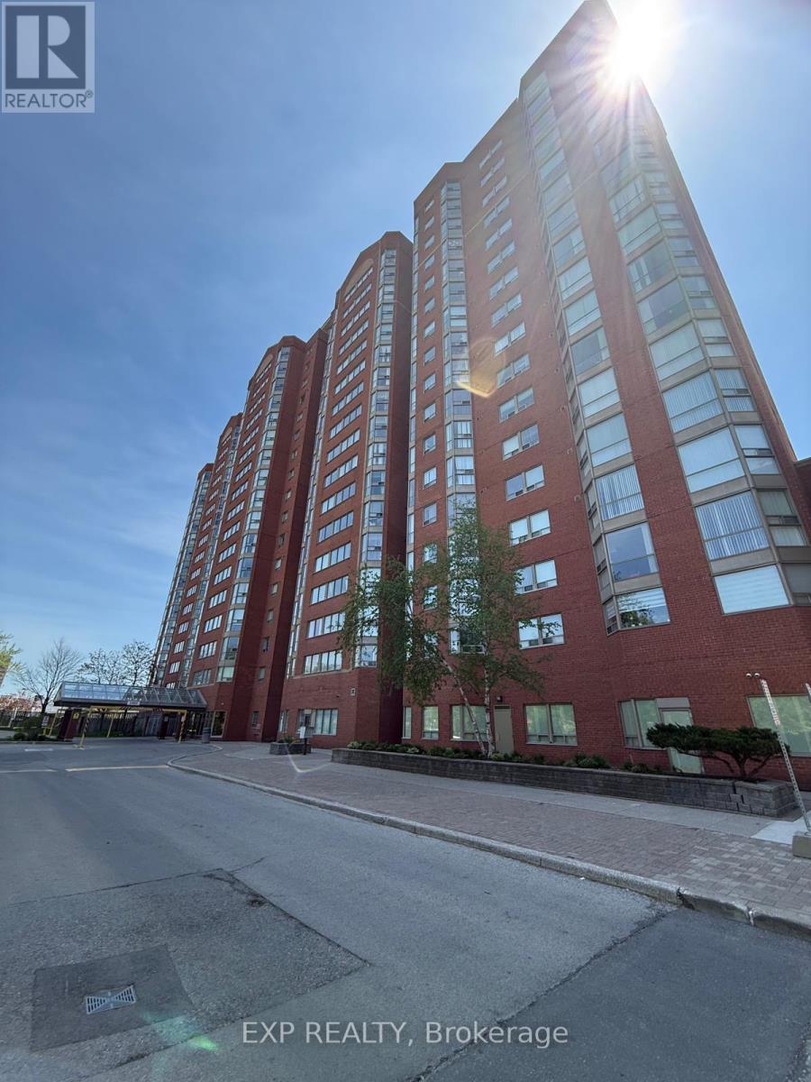 Apartment at LPH17 - 2466 EGLINTON AVENUE E, Toronto (Eglinton East)