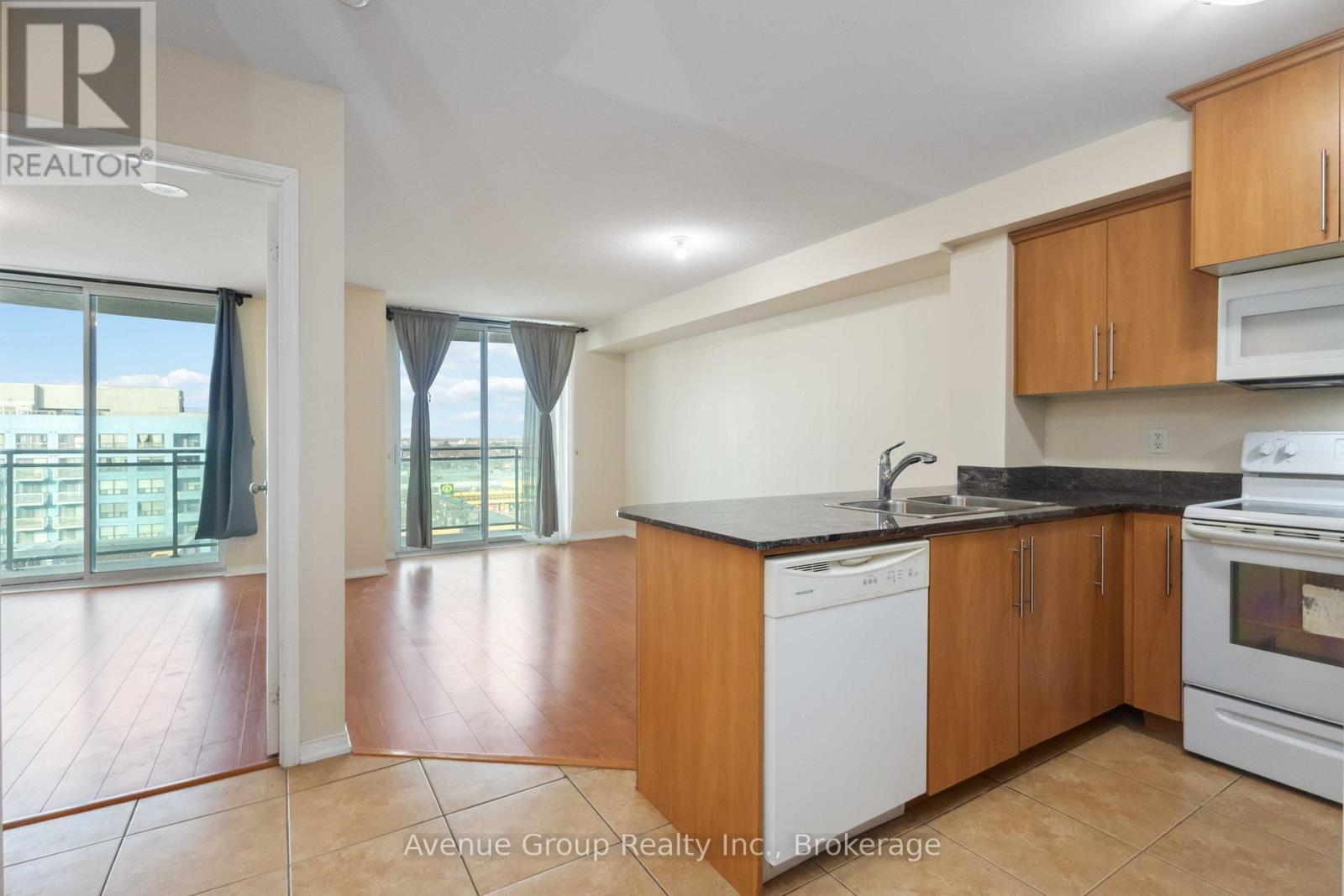 Apartment at 9K - 6 ROSEBANK DRIVE, Toronto (Malvern)