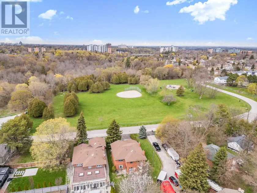 Detached at 11 GREENVALE TERRACE, Toronto (West Hill)