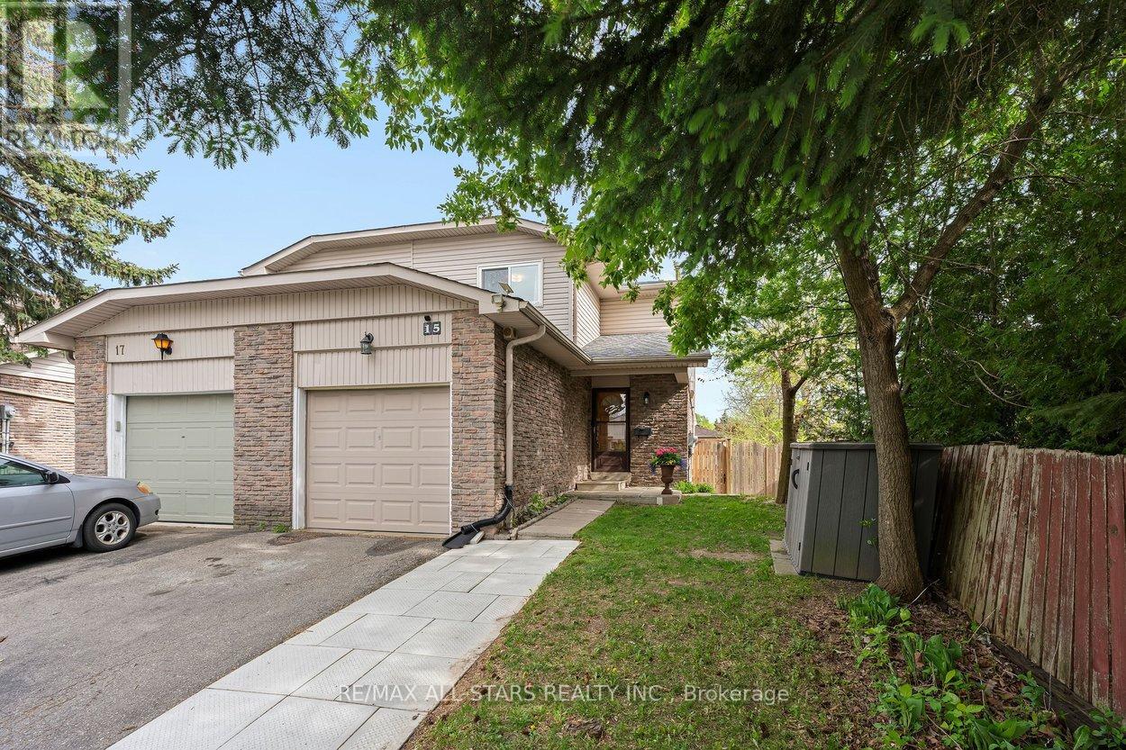 Semi-Detached/Link at 15 MONTEZUMA TRAIL, Toronto (Agincourt North)