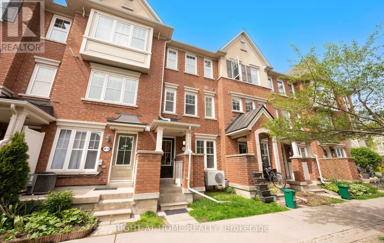 Townhouse at 12 - 50 MENDELSSOHN STREET, Toronto (Clairlea-Birchmount)