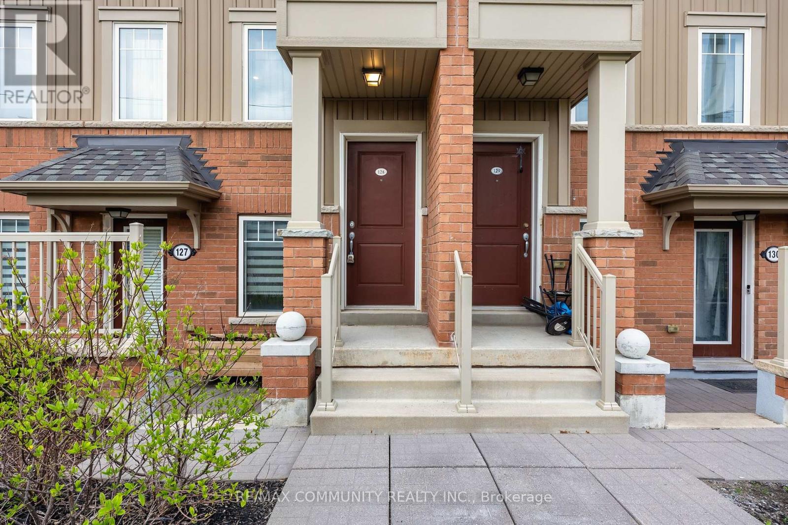 Townhouse at 128 - 2500 HILL RISE COURT, Oshawa