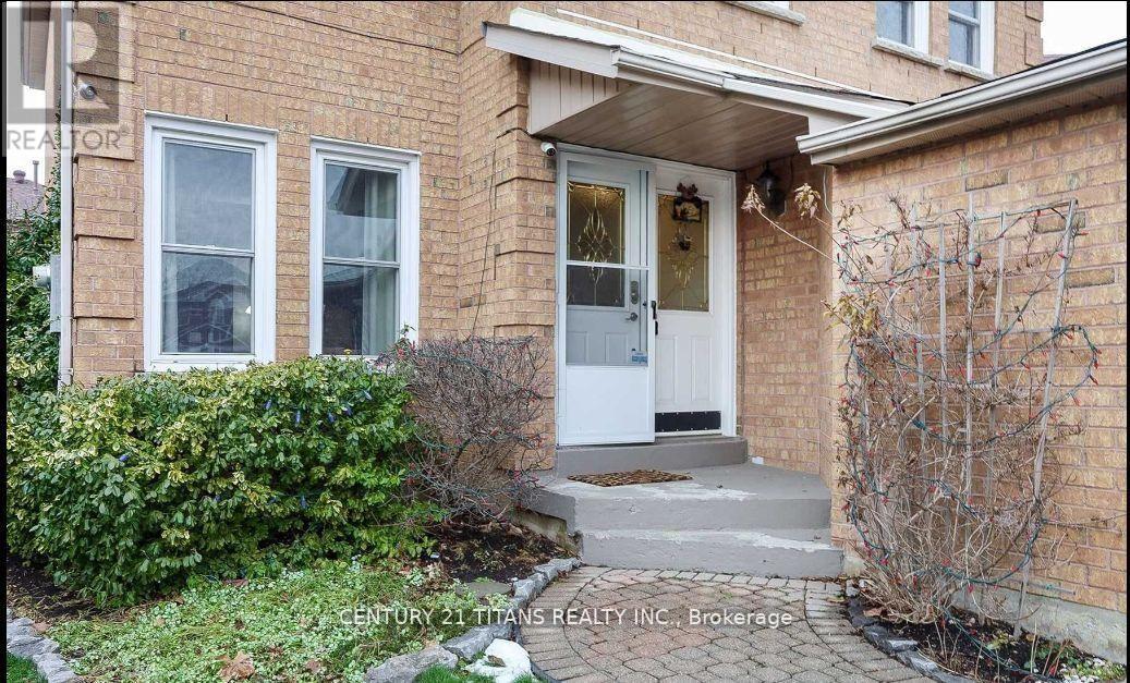 Detached at 112 FERNBANK PLACE, Whitby (Pringle Creek)
