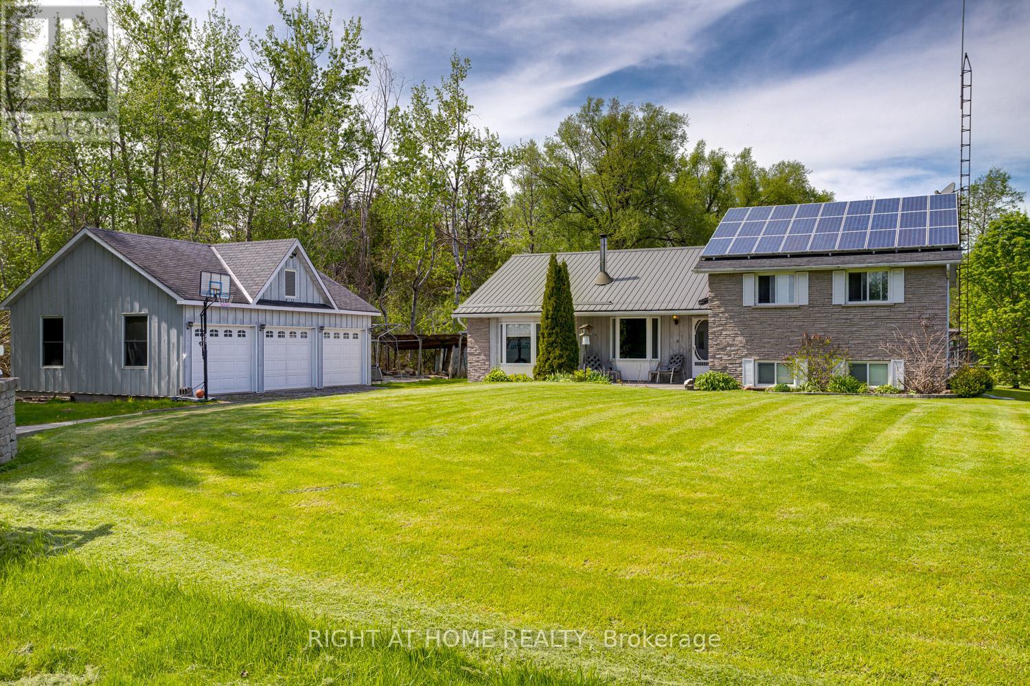 Detached at 2903 PINE POINT ROAD, Scugog (Port Perry)