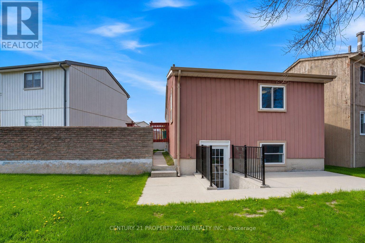 Detached at 51 - 19 MEDLEY LANE, Ajax