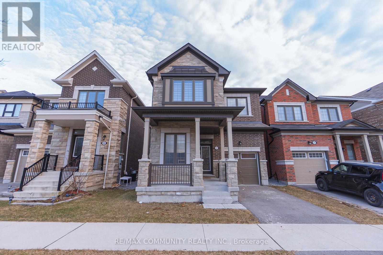 Detached at 51 CISCO DRIVE, Whitby (Lynde Creek)