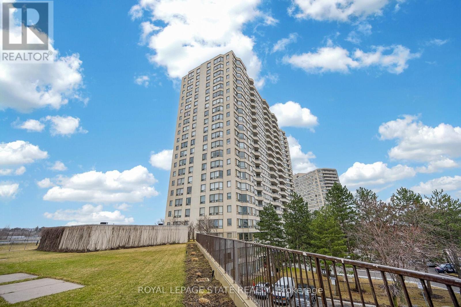 Apartment at 1918 - 3 GREYSTONE WALK DRIVE, Toronto (Kennedy Park)