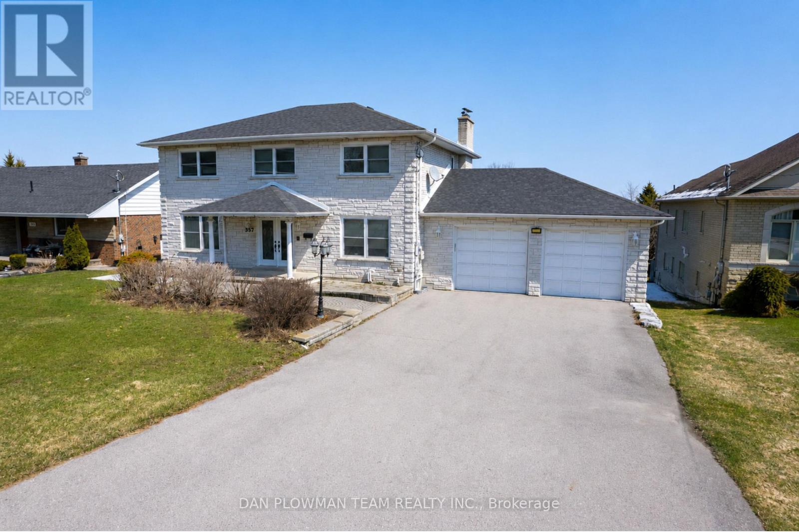 Detached at 357 POWELL ROAD, Whitby (Blue Grass Meadows)