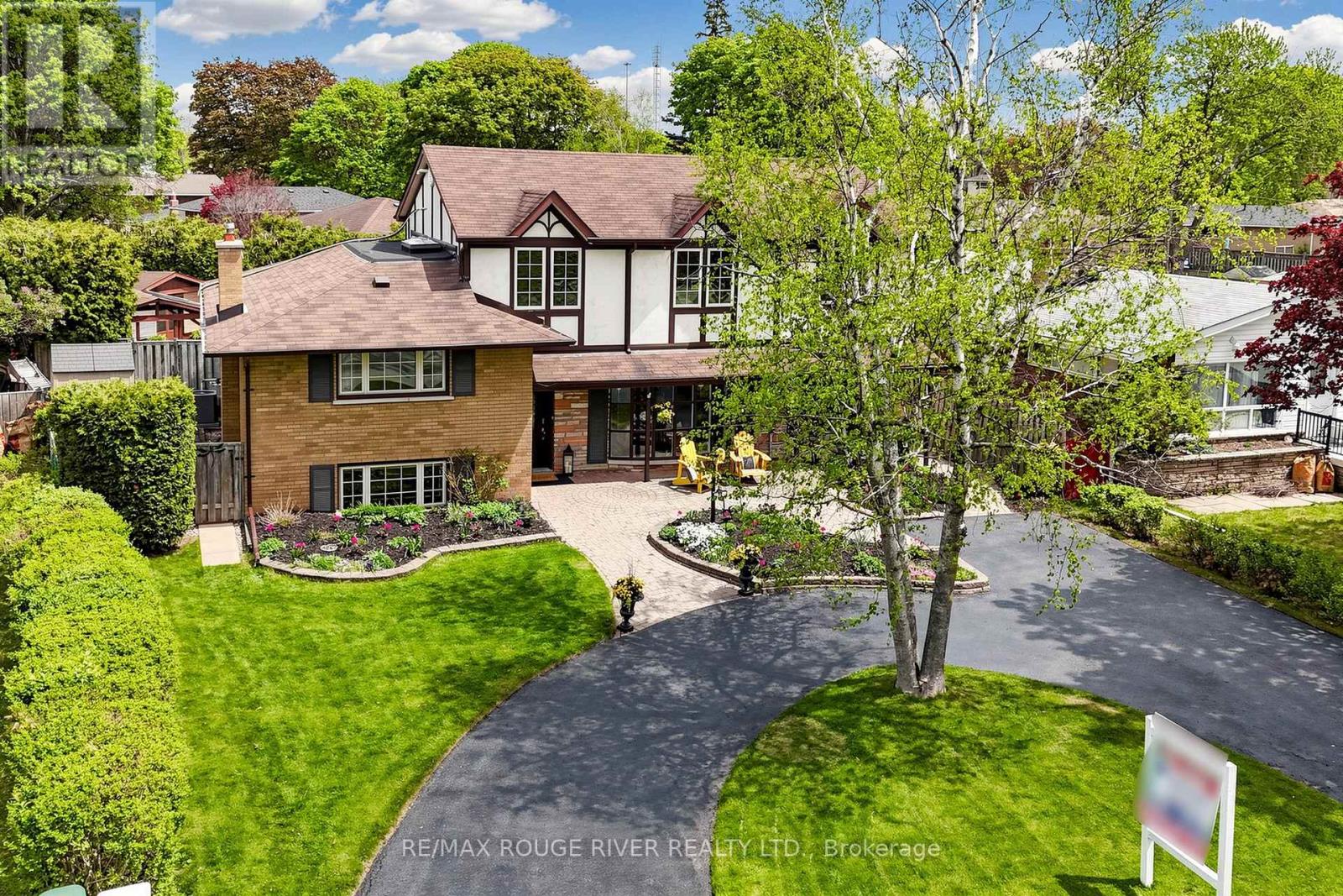 Detached at 77 MILL STREET, Ajax (Central West)