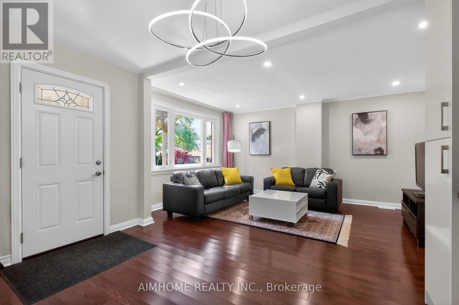 Detached at 140 MEIGHEN AVENUE, Toronto